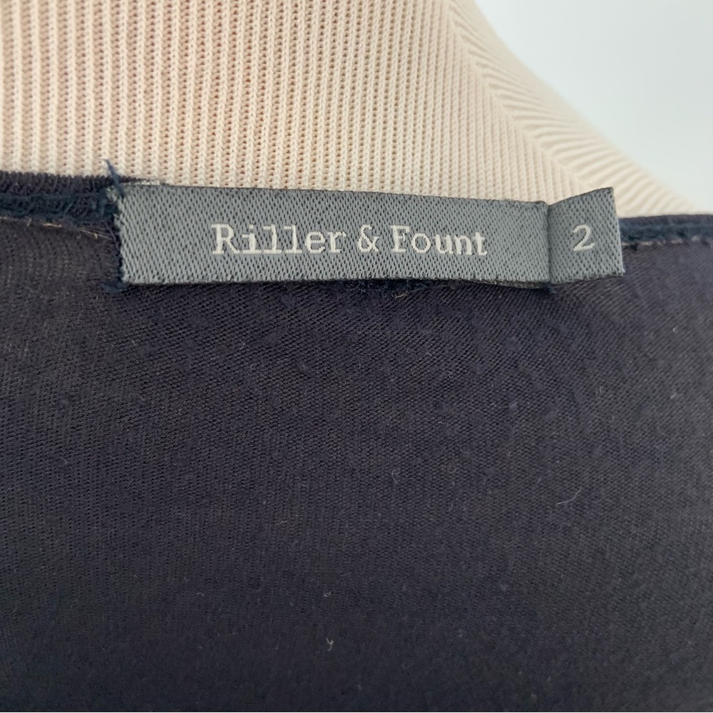 Elegant Black Long Sleeve Dress - Picture 3 of 4